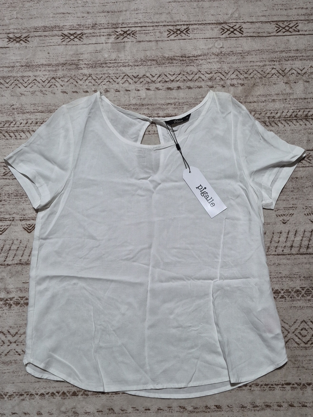 Pigalle White Short-Sleeve Keyhole Neck Women's Top